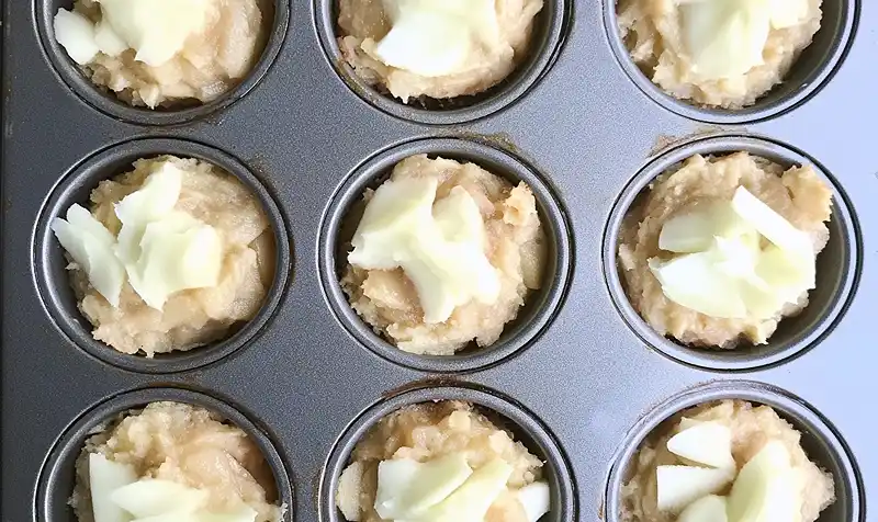 Healthy Apple Muffins
